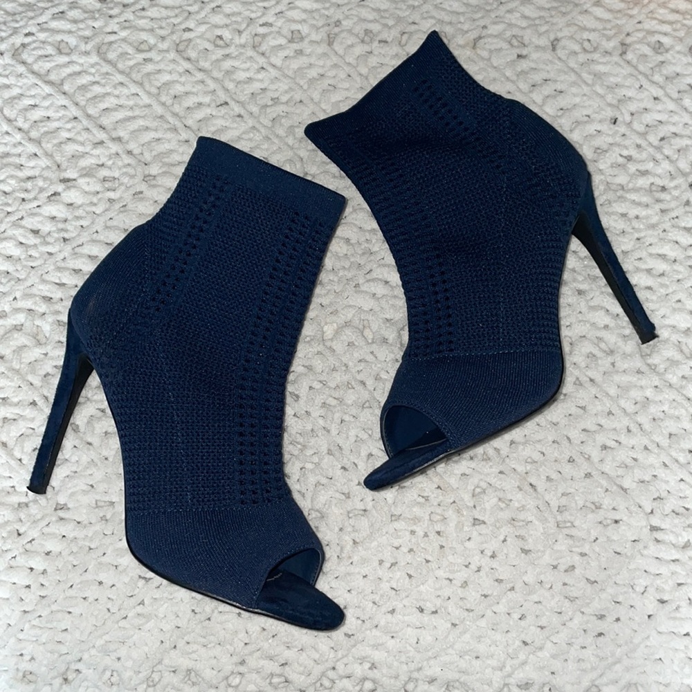Navy blue open toe bootie